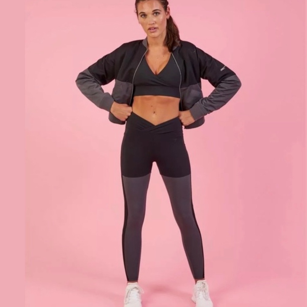 Gymshark Nikki B Season 2 Dynamic Legging - Black
